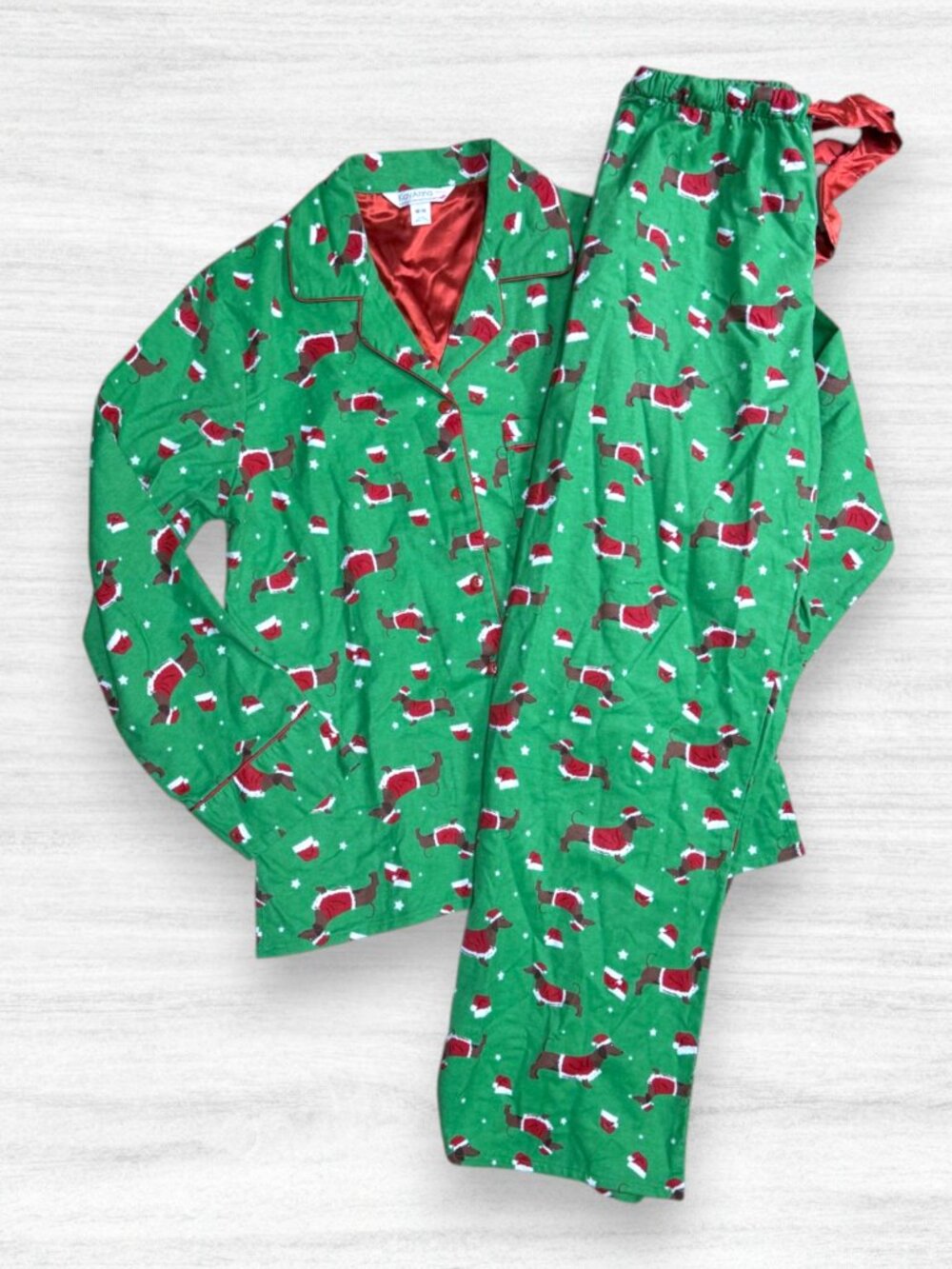 KayAnna Women’s M Christmas Pajama Set Green Dachshund Santa Dog Holiday PJs
